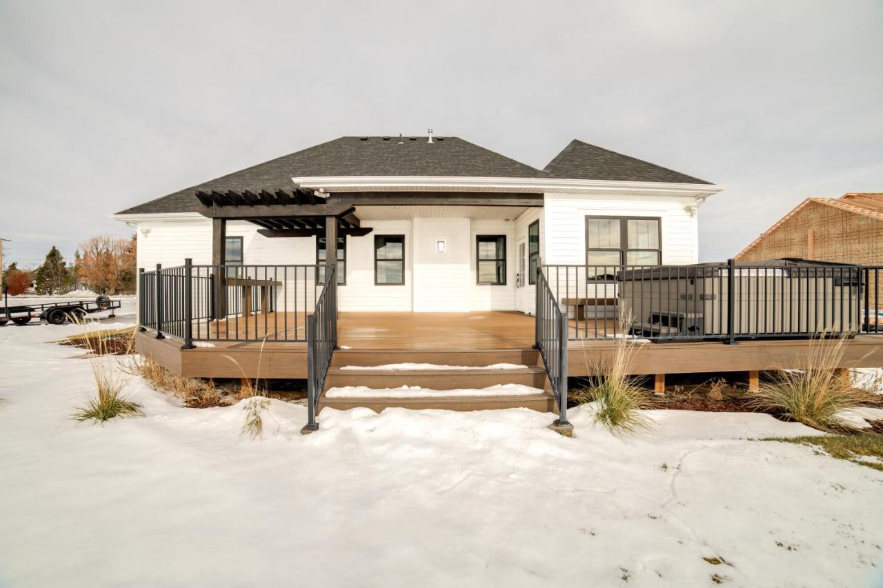 Teton Valley Getaway With Private Deck And Hot Tub! Ashton Dış mekan fotoğraf