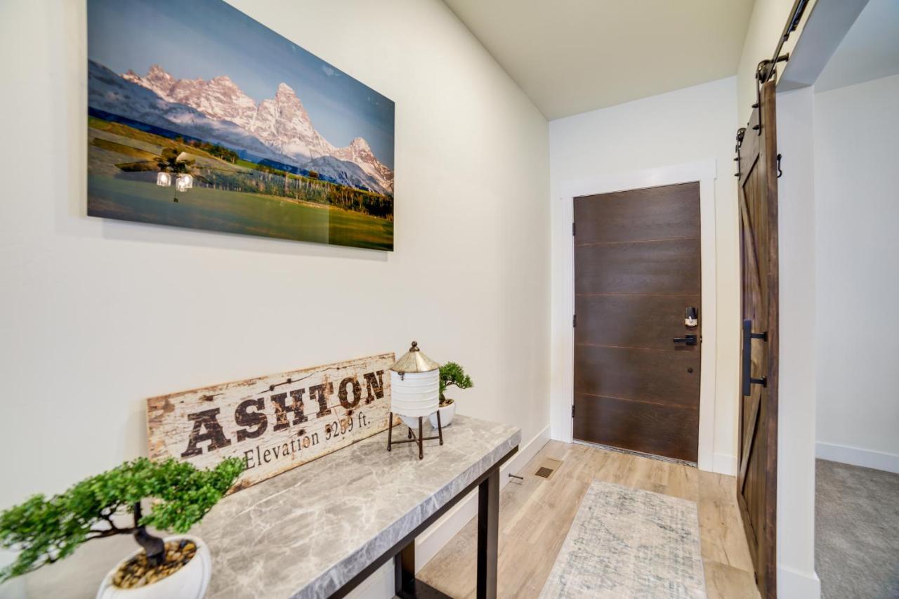 Teton Valley Getaway With Private Deck And Hot Tub! Ashton Dış mekan fotoğraf